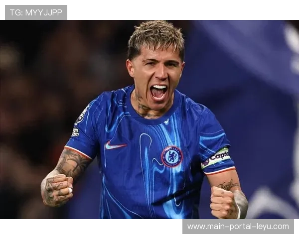 里斯·詹姆斯任意球世界波破门，吹响切尔西反击号角